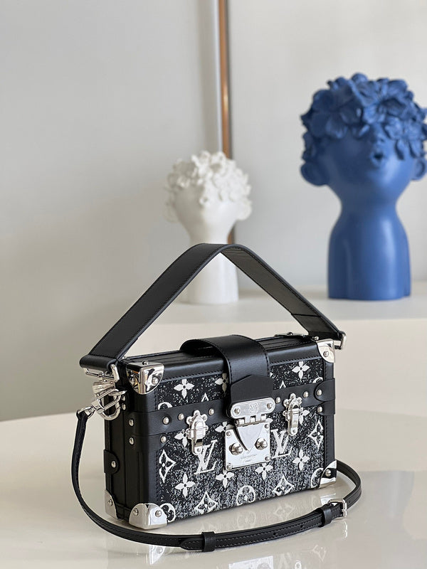 COZY - LV Bags - 1895