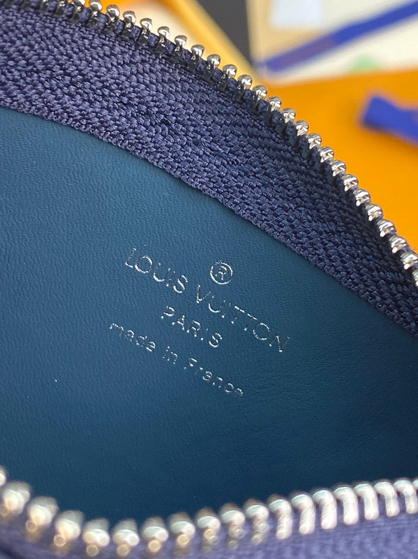 COZY - LOV Wallets - 035
