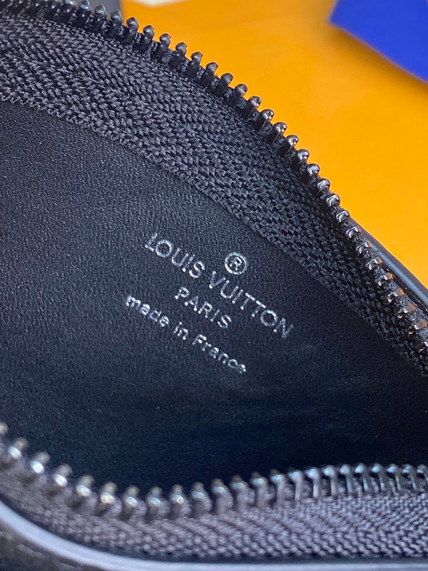 COZY - LOV Wallets - 003