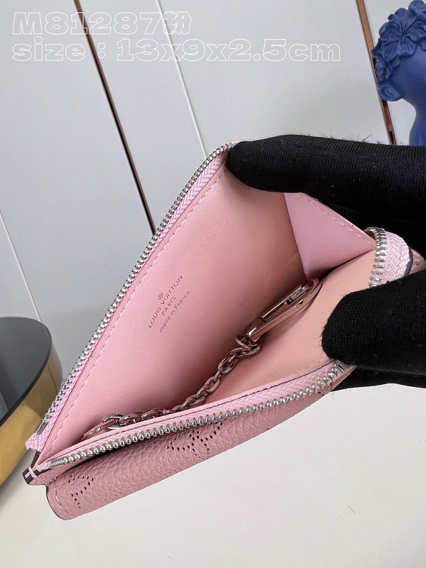 COZY - LOV Wallets - 055
