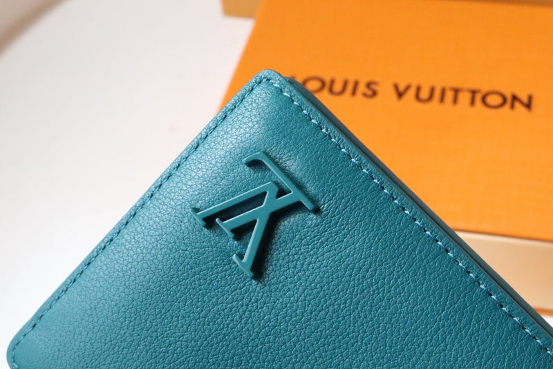 COZY BAGS - LOV Wallets - 642