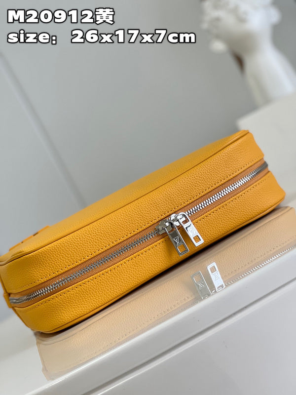 COZY BAGS - LOV Wallets - 374