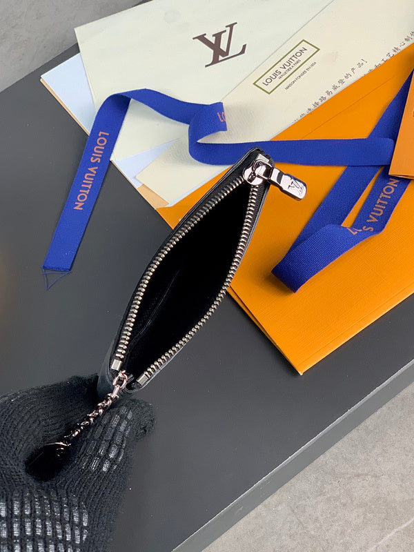 COZY - LOV Wallets - 256
