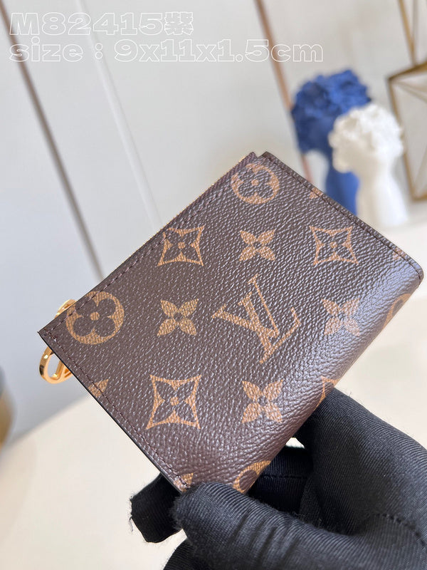 COZY - LOV Wallets - 053