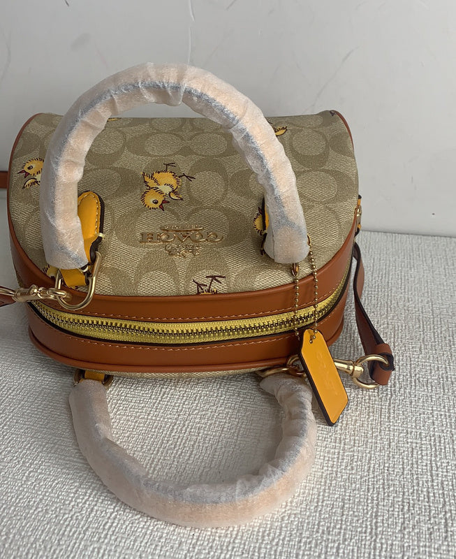 COZY - CAH Bags - 575