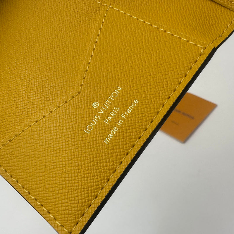 COZY - LOV Wallets - 129