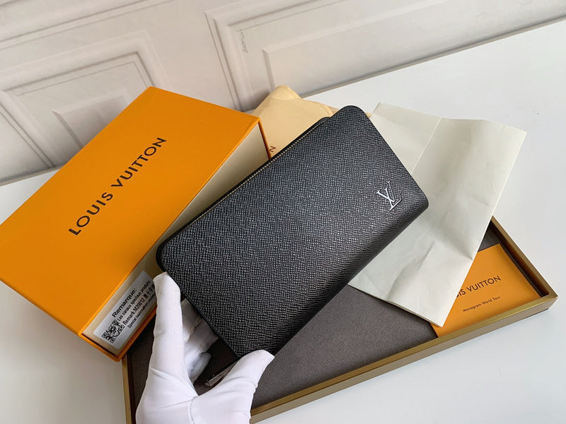 COZY BAGS - LOV Wallets - 685