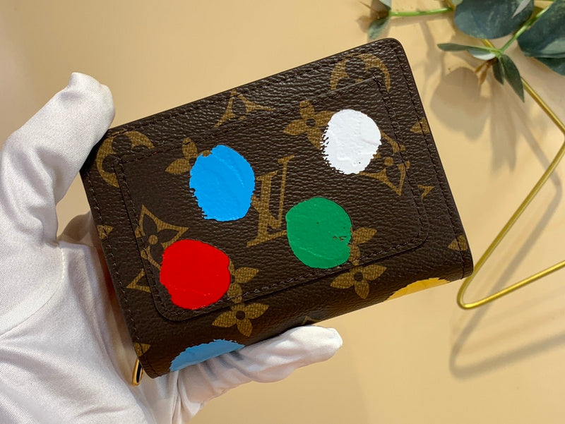 COZY - LOV Wallets - 270