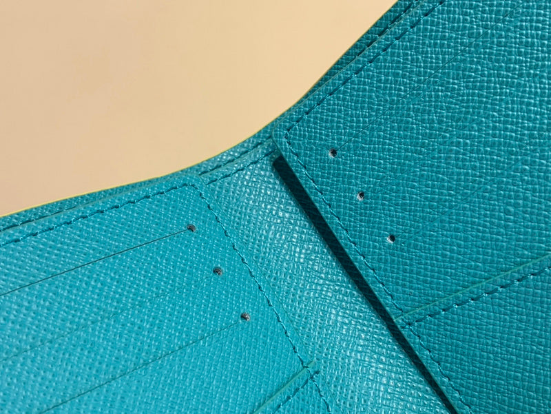 COZY BAGS - LOV Wallets - 214