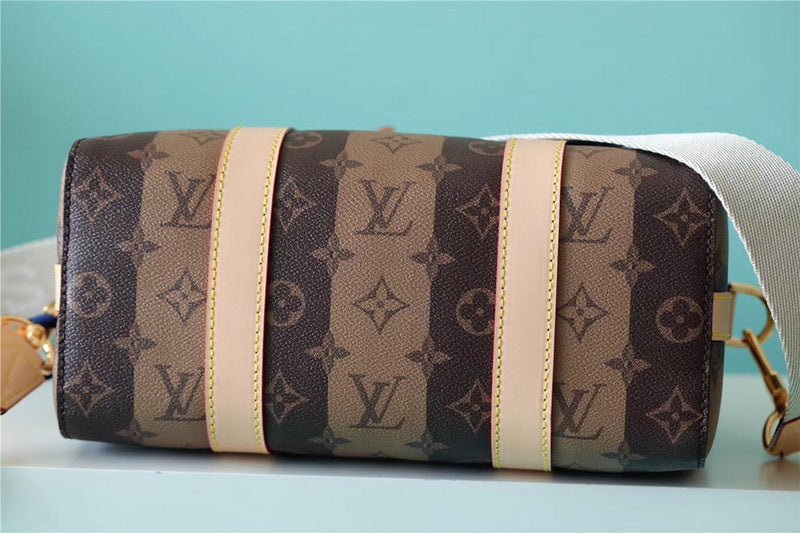 JB - LOV Travel Bags - 211