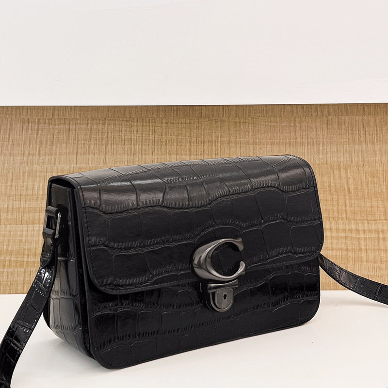 COZY - CAH Bags - 539