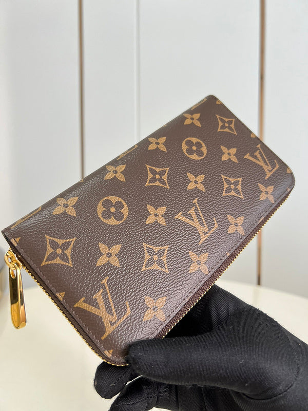 COZY - LOV Wallets - 434