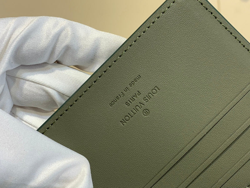 COZY - LOV Wallets - 221