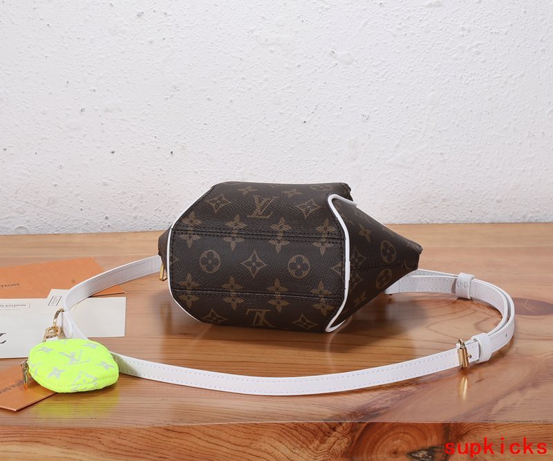 COZY BAGS - Mix Wallets - 492