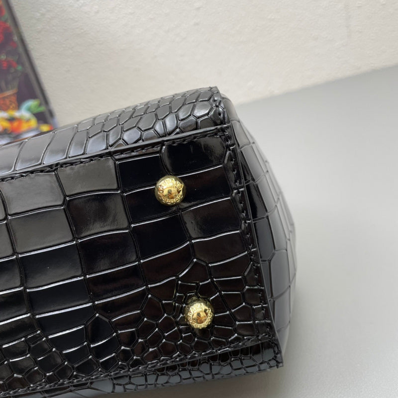 COZY - DAG Bags - 111