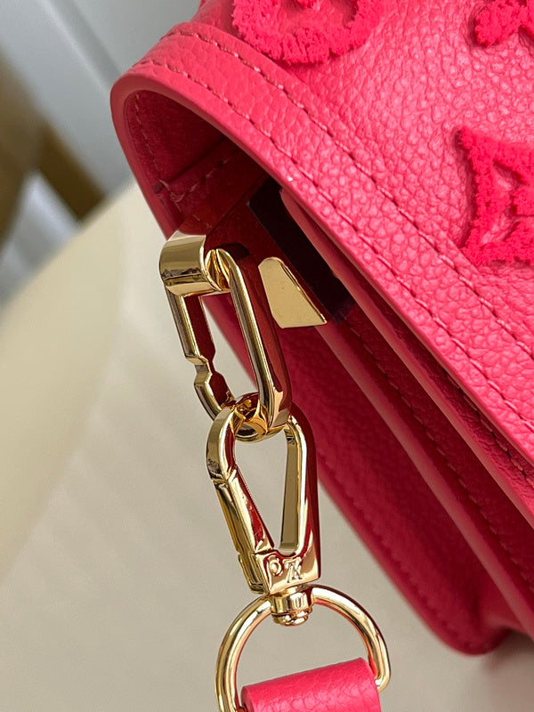 COZY BAGS - LOV Bags - 2007