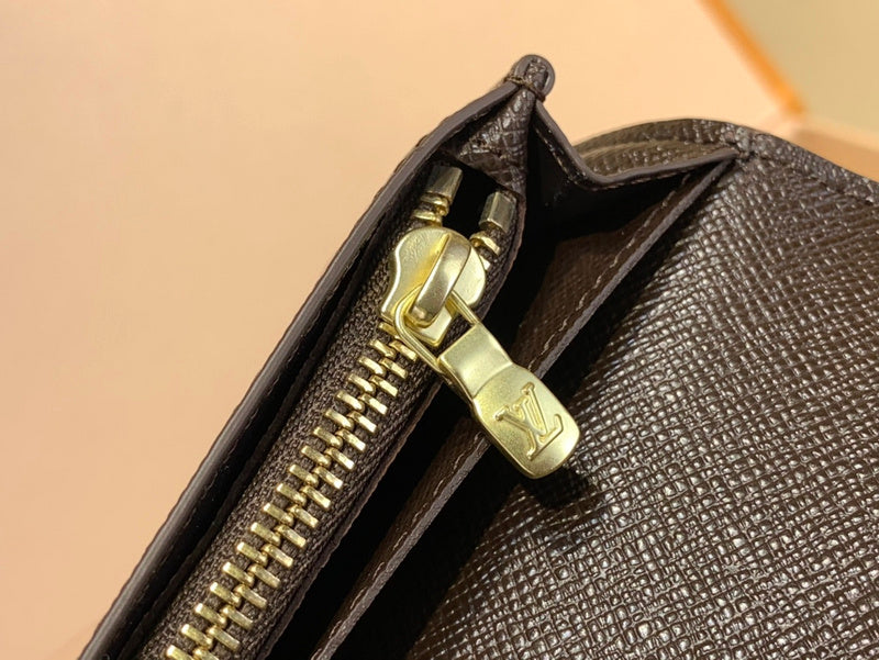 COZY - LOV Wallets - 465