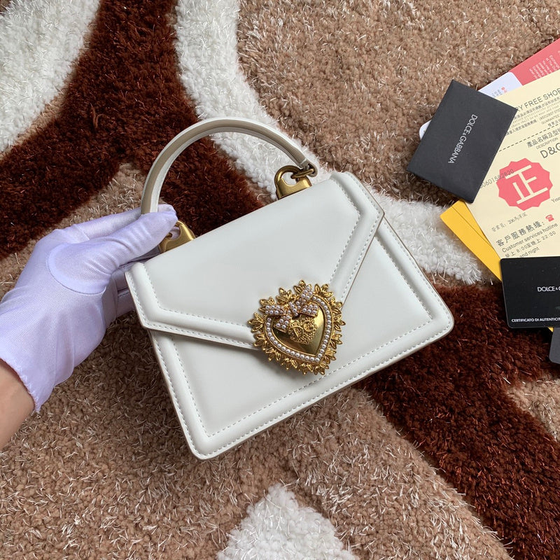 COZY - DAG Bags - 216