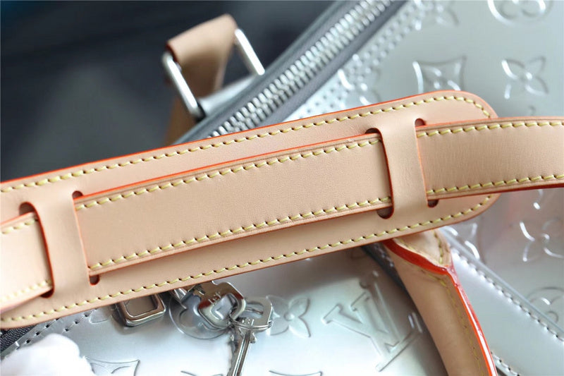 JB - LOV Travel Bags - 227