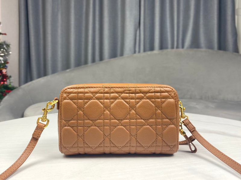 JB - DOR Wallets - 097