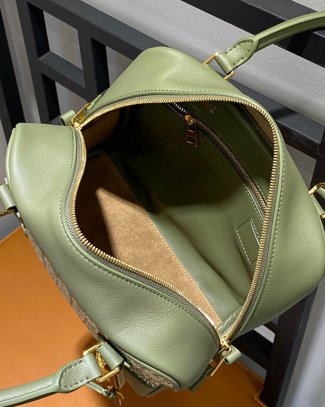 JB - LWO Lady Bags - 012