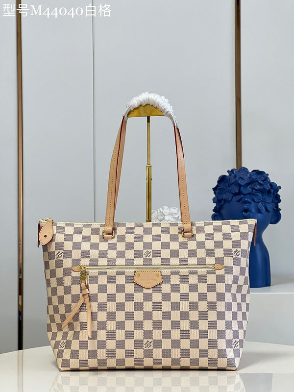 COZY BAGS - LOV Bags - 2010