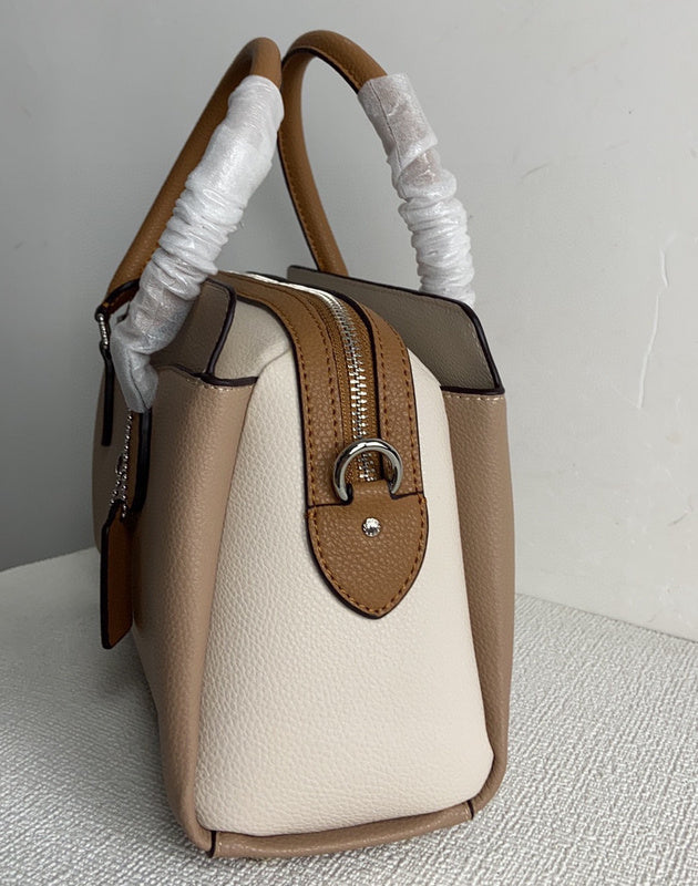 COZY - CAH Bags - 112