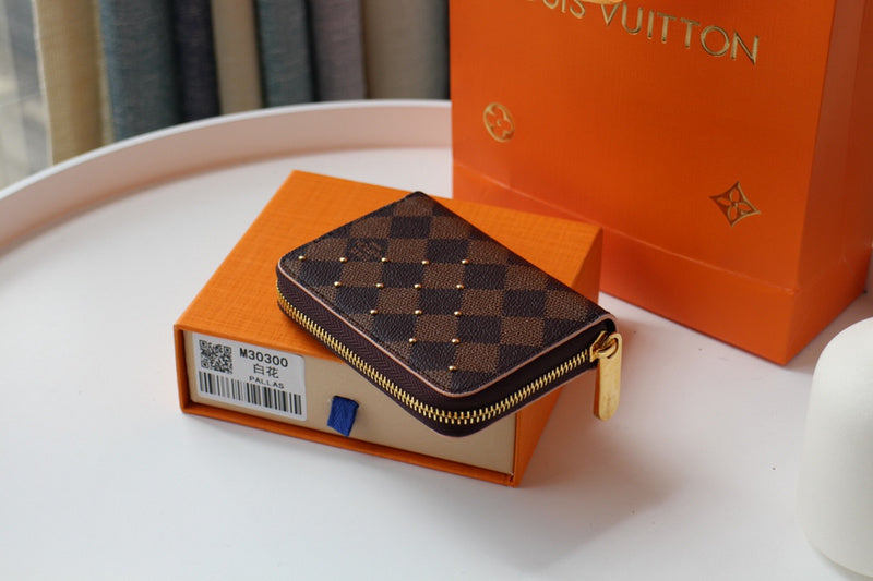 COZY BAGS - LOV Wallets - 636