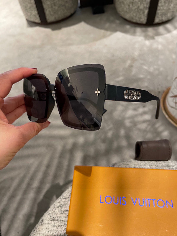 COZY BAGS - LOV Sunglasses - 047