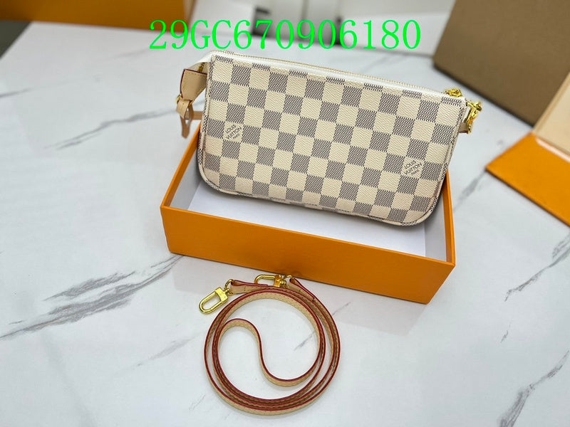 COZY BAGS - LOV Wallet - 694