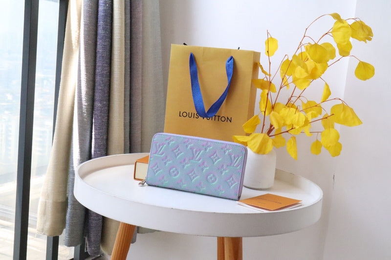COZY - LOV Wallets - 502