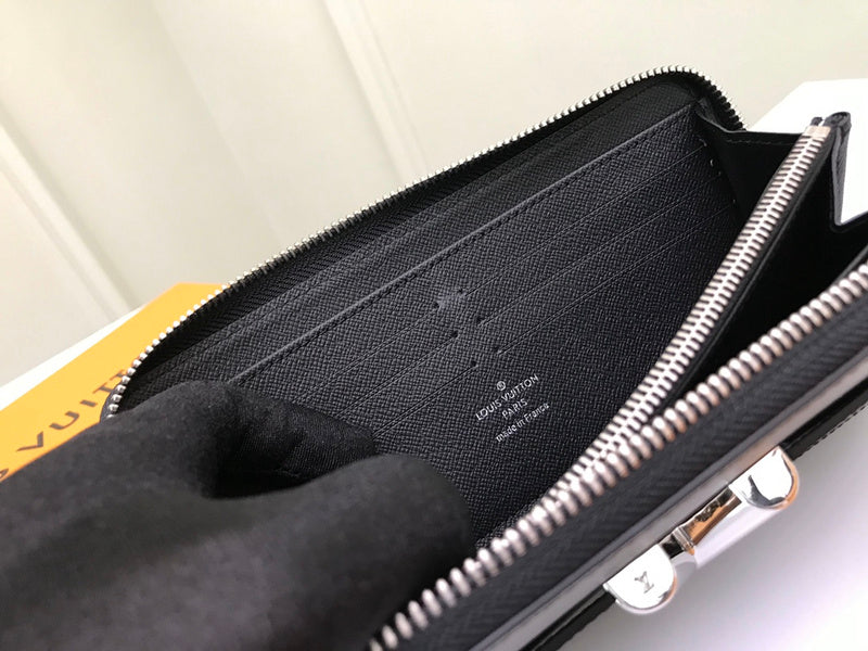 COZY - LOV Wallets - 411