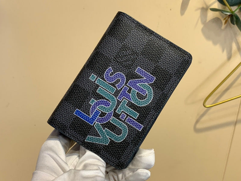 COZY - LOV Wallets - 327
