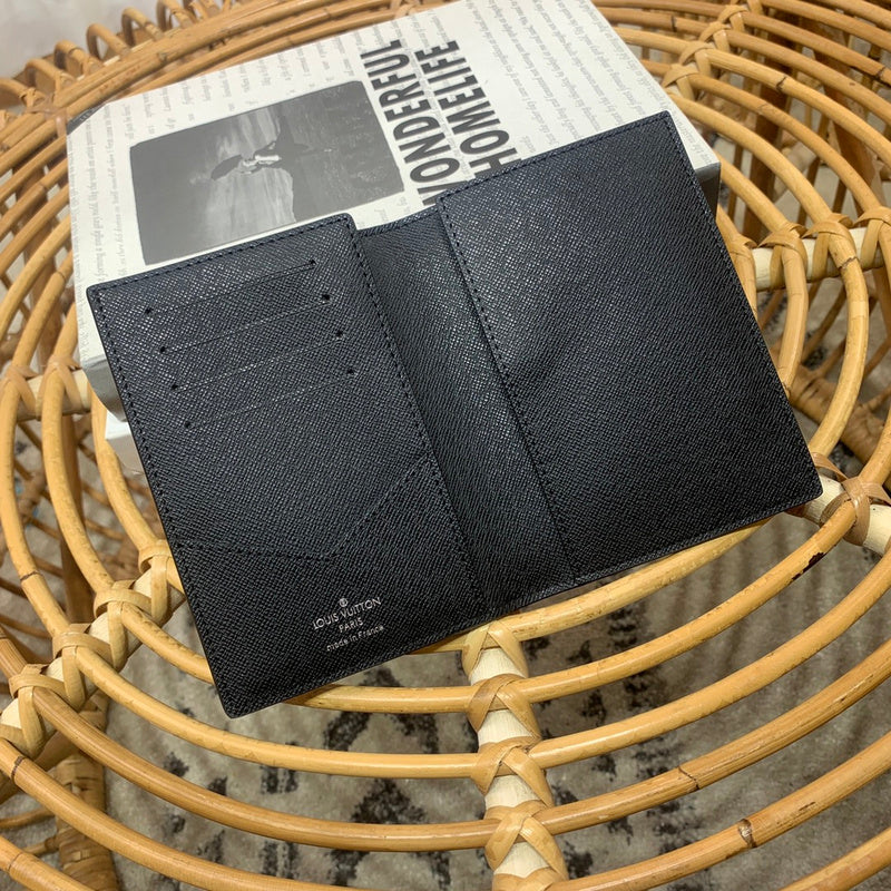 COZY BAGS - LOV Card Case - 038