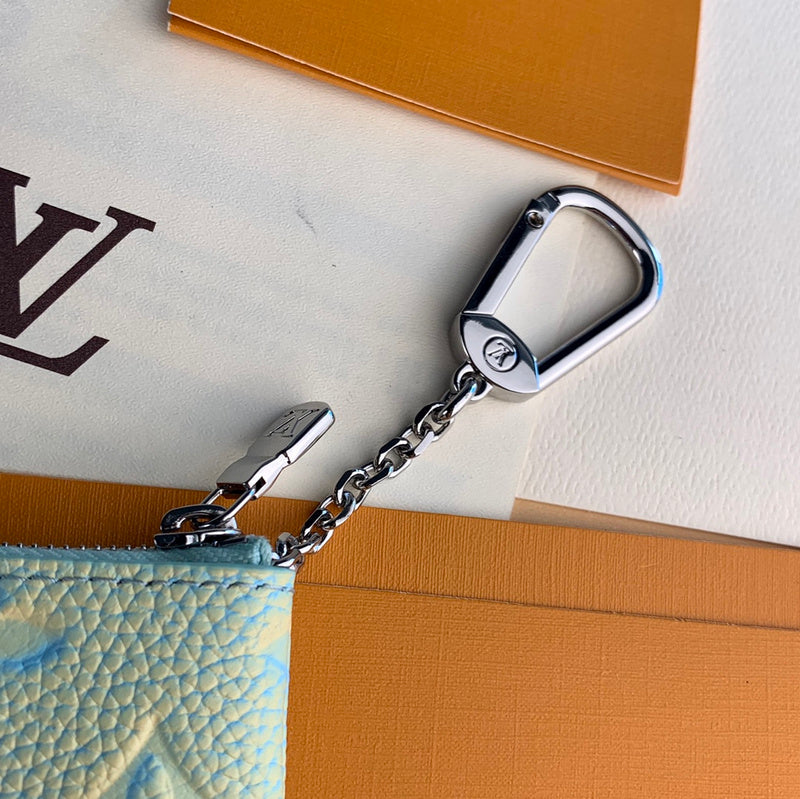 COZY - LOV Wallets - 471