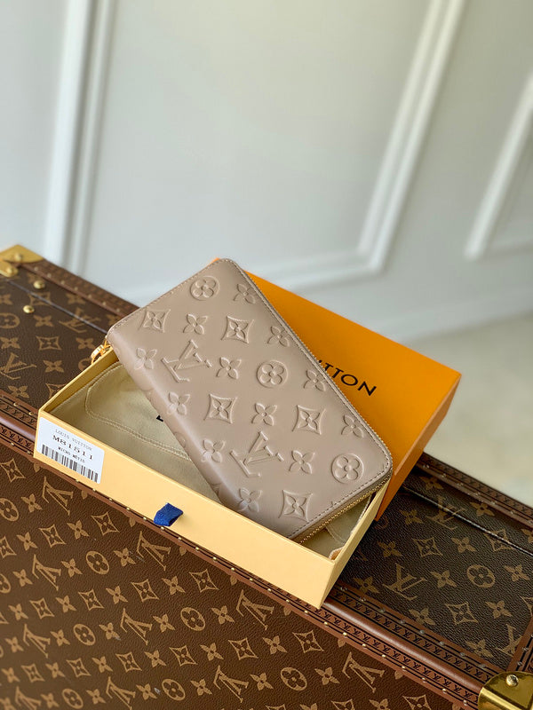 COZY - LOV Wallets - 345