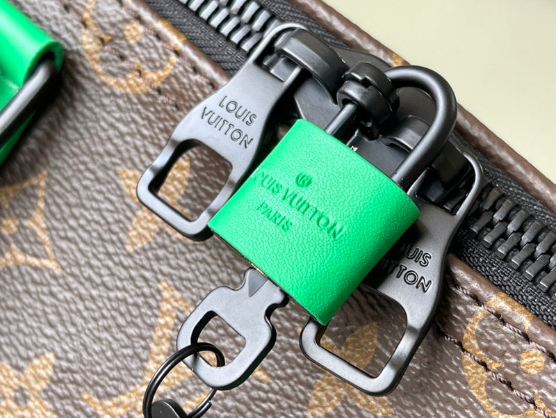 JB - LOV Travel Bags - 076