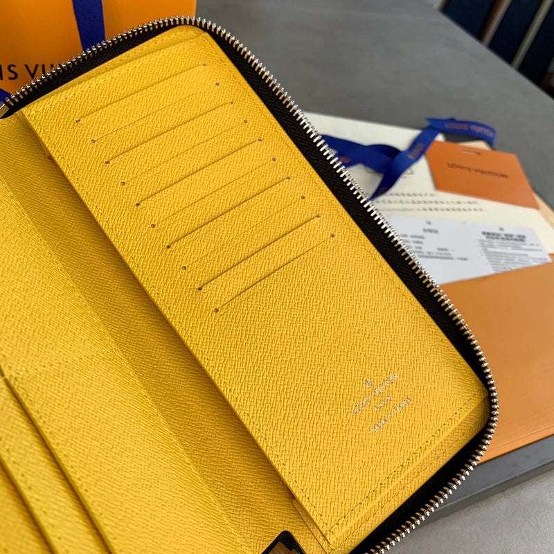 COZY - LOV Wallets - 454