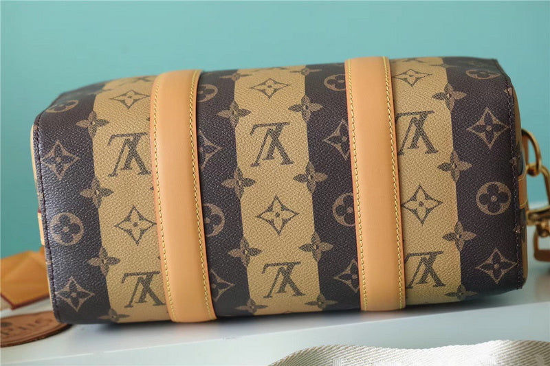 JB - LOV Travel Bags - 207