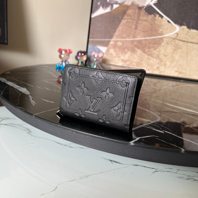 COZY - LOV Wallets - 422