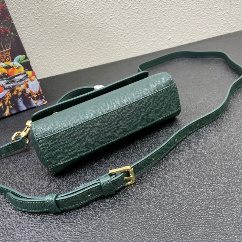 COZY - DAG Bags - 107