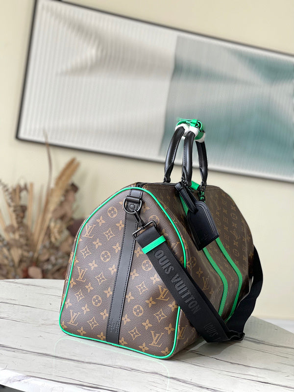 JB - LOV Travel Bags - 076