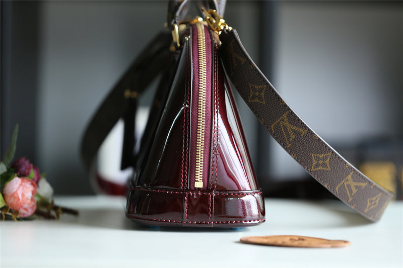COZY - LOV Lady Bags - 1924