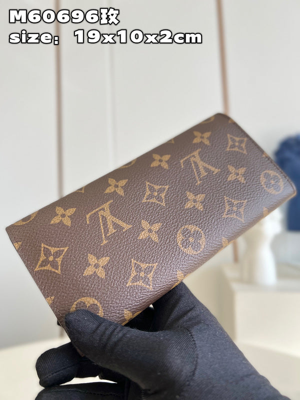 COZY - LOV Wallets - 346