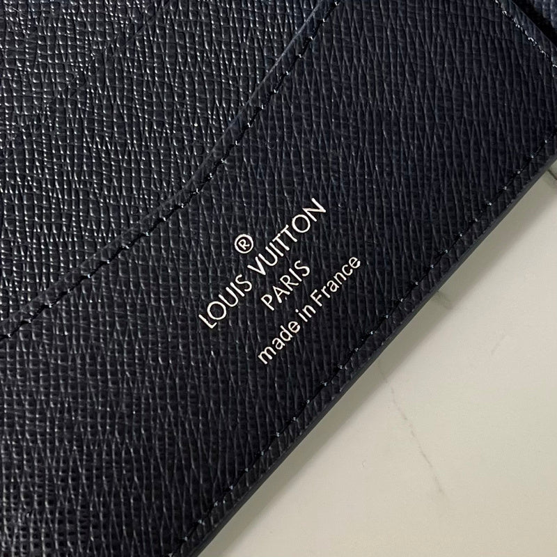 COZY - LOV Wallets - 058