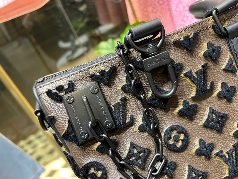 JB - LOV Travel Bags - 238