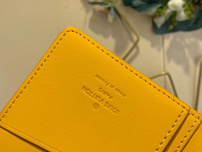 COZY - LOV Wallets - 218