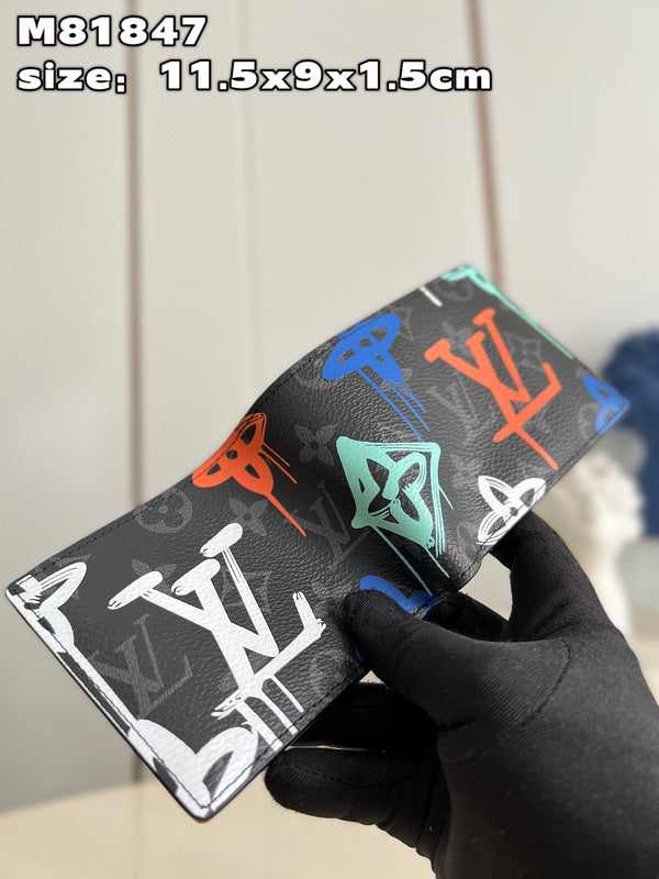 COZY - LOV Wallets - 377