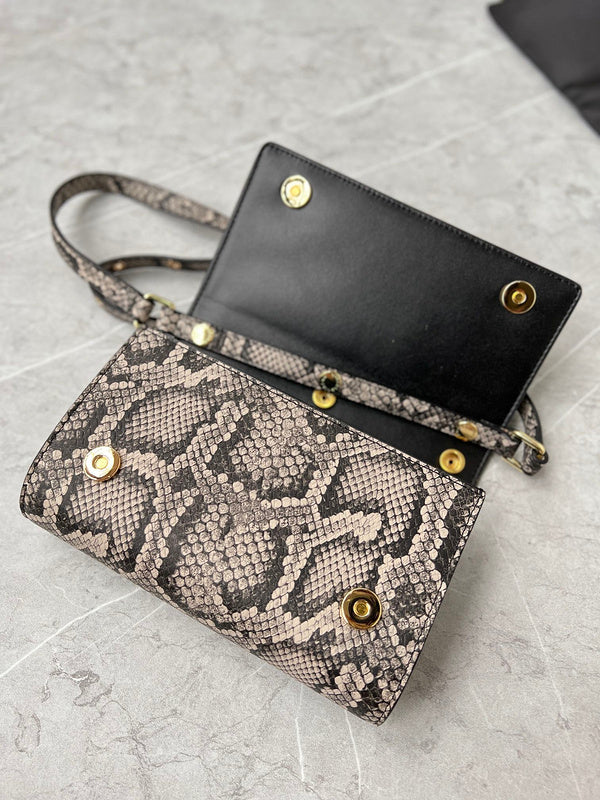COZY - DAG Bags - 168