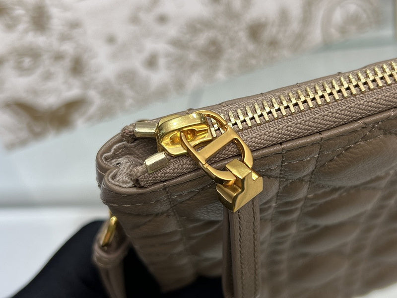 COZY BAGS - DOR Wallets - 063